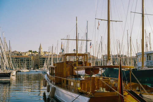 Vieux-Port - Voilier classique au quai