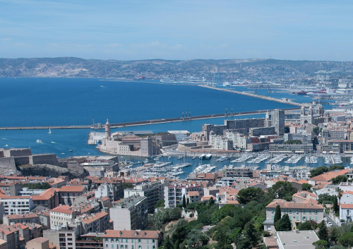 Panorama sur le Fort Saint-Jean et l’entrée du Vieux-Port - Vue depuis le Pharo